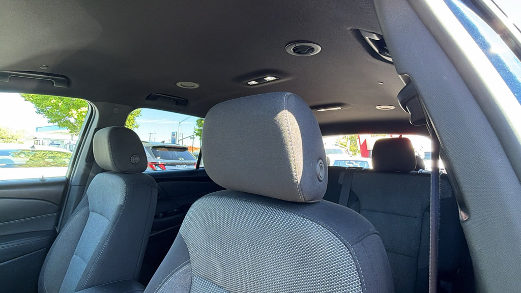 2023 Chevrolet Traverse 1LT - Photo 21