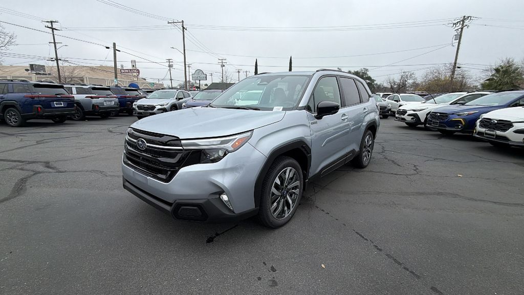 2025 Subaru Forester Touring's photo