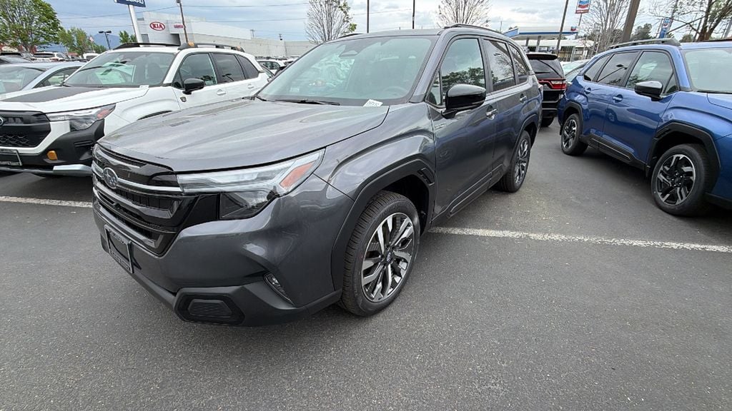 2026 Subaru Forester Touring Hybrid's photo