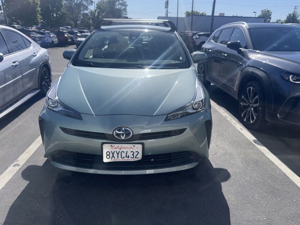 2022 Toyota Prius LE FWD's photo