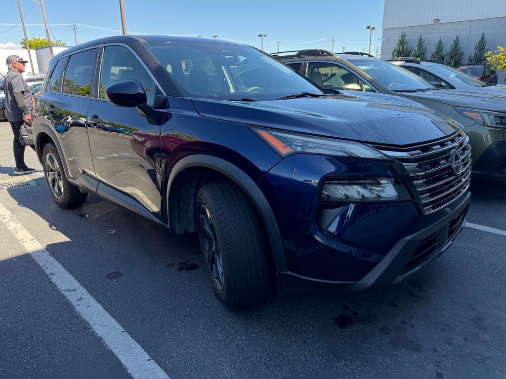 Used 2024 Nissan Rogue SV SUV