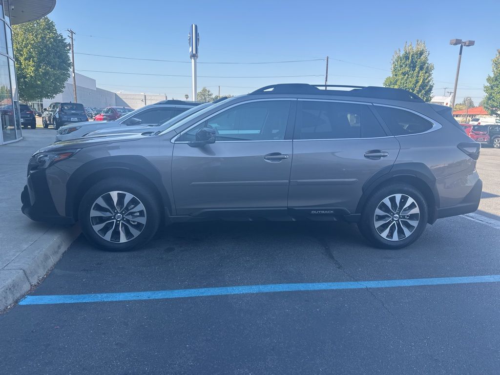 2024 Subaru Outback Limited photo 3