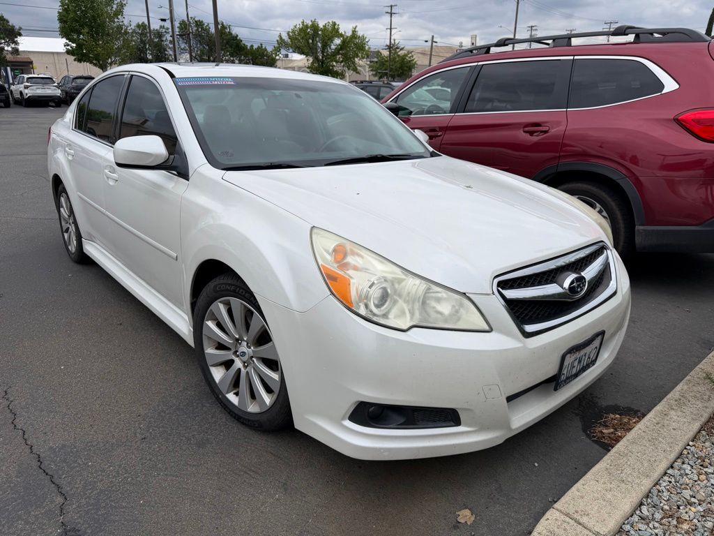 2012 Subaru Legacy's photo