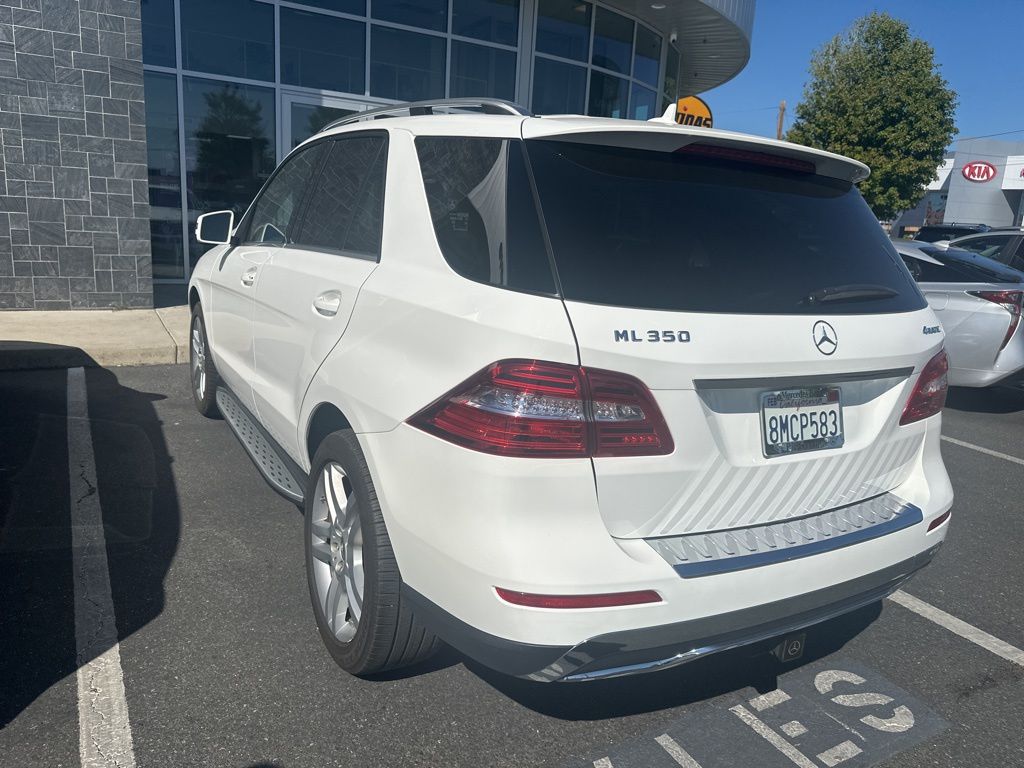 2015 Mercedes Benz ML 350 photo 3
