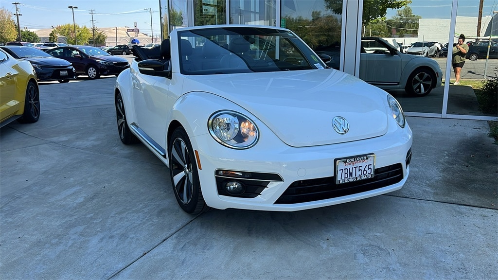 Used 2013 Volkswagen Beetle 2.0 with VIN 3VW7T7AT0DM823633 for sale in Redding, CA