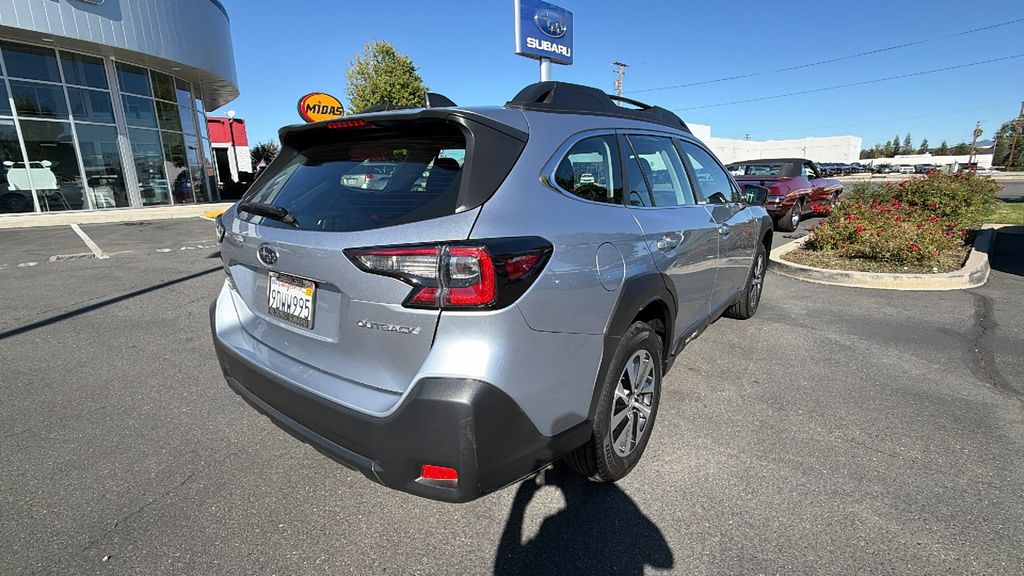 2023 Subaru Outback 2.5i photo 3