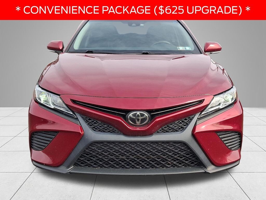 Used 2018 Toyota Camry SE Sedan