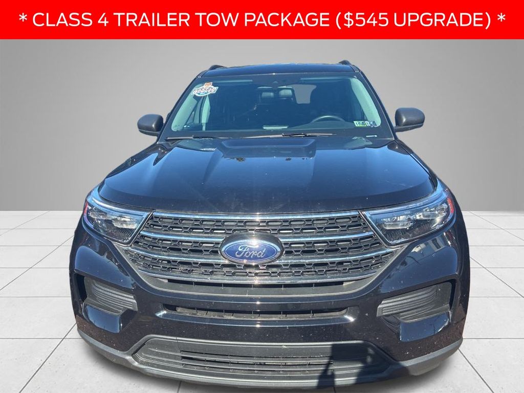 2022 Ford Explorer XLT photo 2
