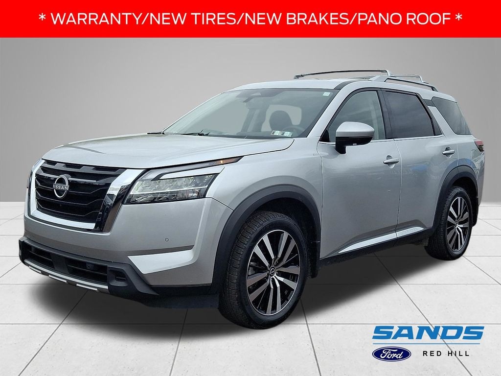 Used 2024 Nissan Pathfinder Platinum SUV