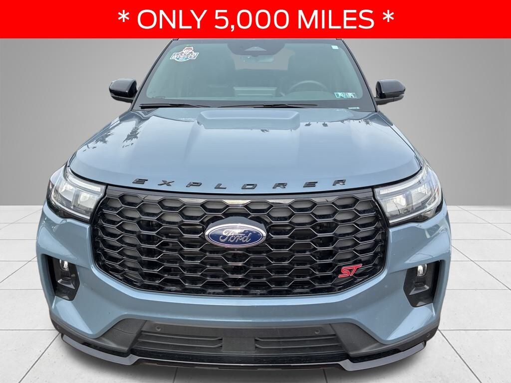 Used 2025 Ford Explorer ST SUV