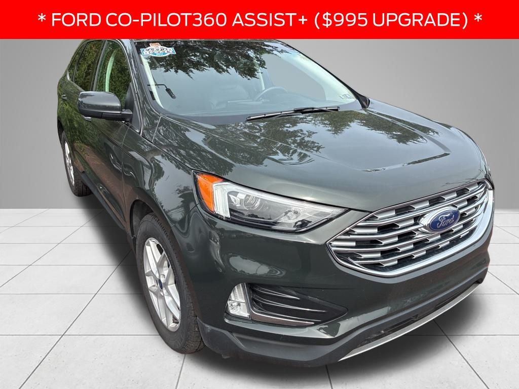 2022 Ford Edge SEL photo 3