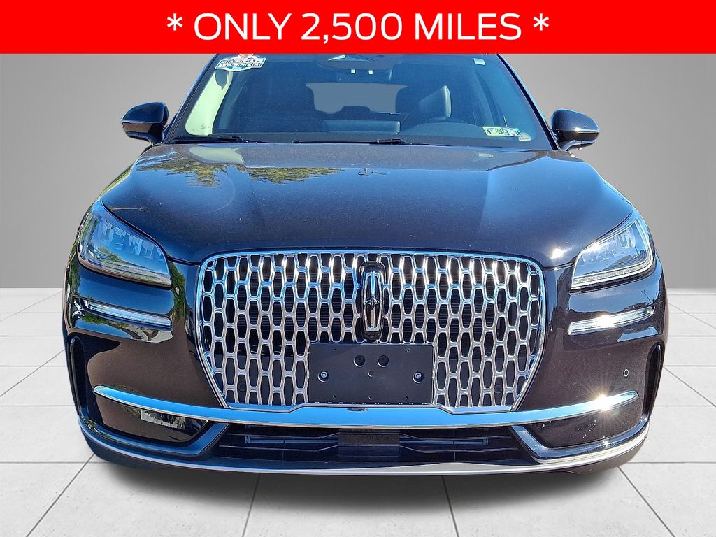 2025 Lincoln Corsair Premiere photo 2