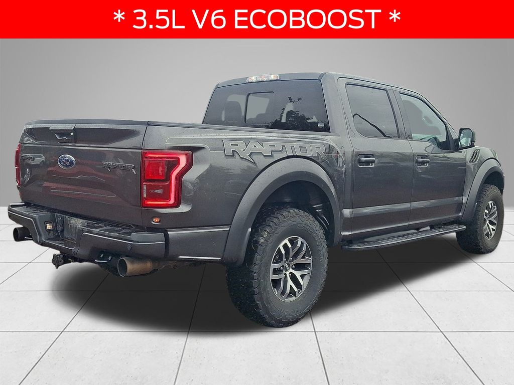 2017 Ford F-150 Raptor photo 4