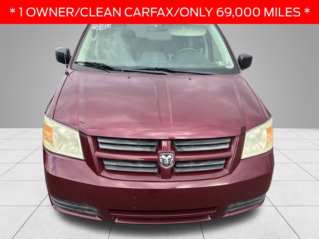 2009 Dodge Grand Caravan SE photo 2
