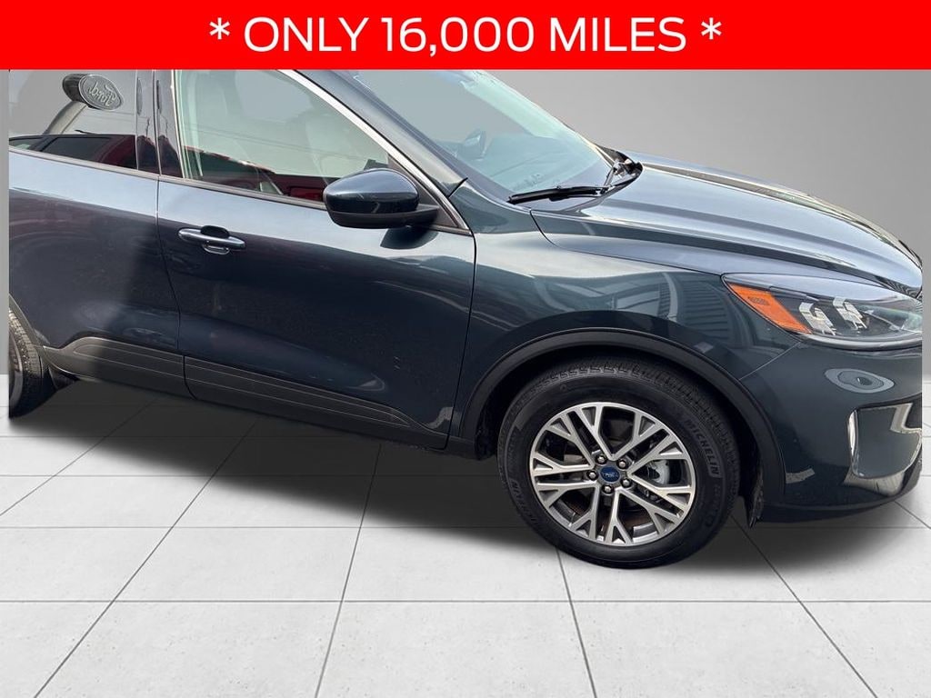 Used 2022 Ford Escape SEL SUV