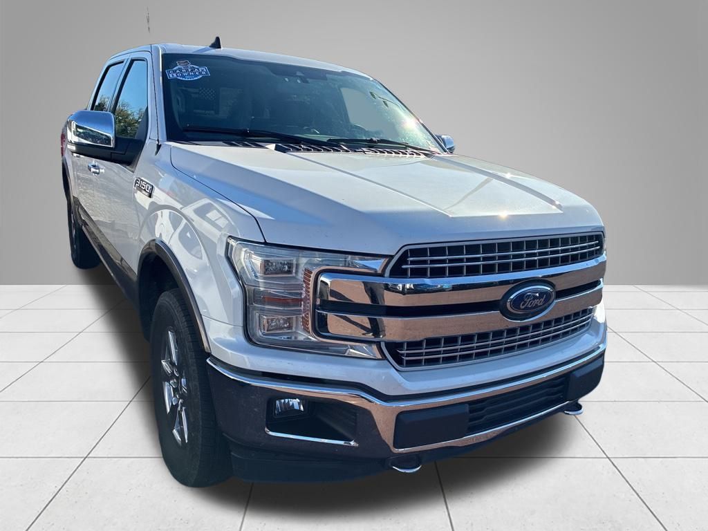 2019 Ford F-150 Lariat photo 2
