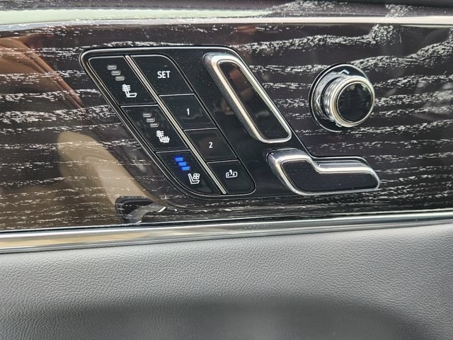 2026 Cadillac Escalade IQL Sport - Photo 10