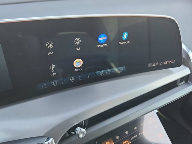 2026 Cadillac VISTIQ Sport - Photo 15