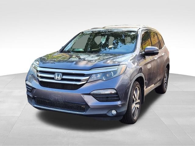 2016 Honda Pilot 4WD Touring's photo