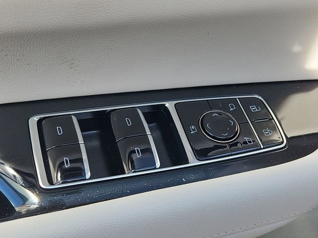 2026 Cadillac VISTIQ Sport - Photo 12