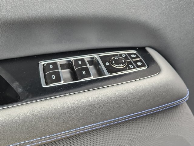 2026 Cadillac Escalade IQL Sport - Photo 11