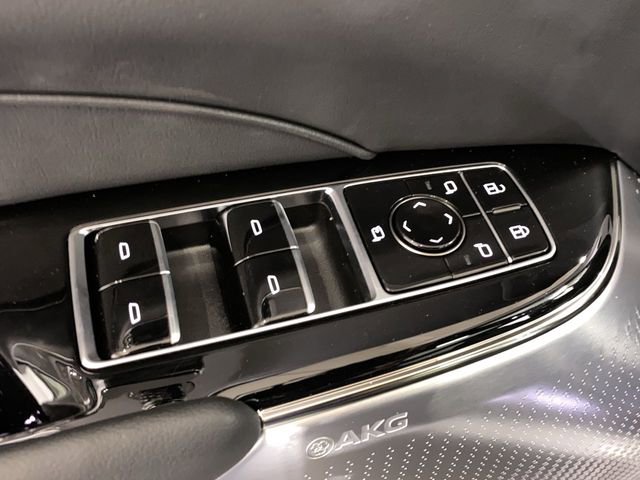 2025 Cadillac LYRIQ Sport 3 - Photo 18