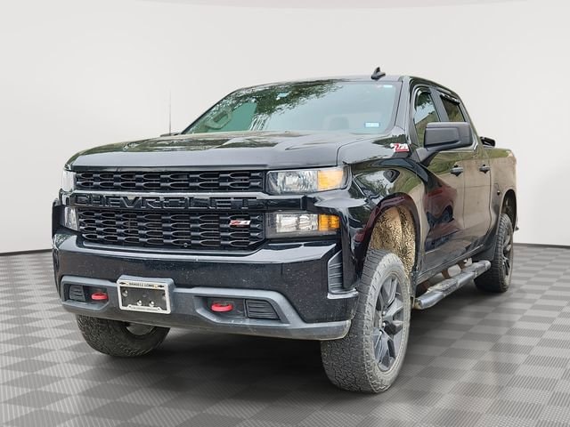 2021 Chevrolet Silverado 1500 Custom Trail Boss 4X4 Crew Cab Short Box's photo
