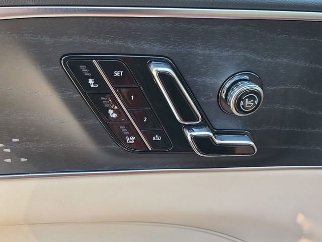 2026 Cadillac LYRIQ V Premium - Photo 10