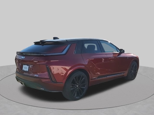 2026 Cadillac LYRIQ V Premium - Photo 8