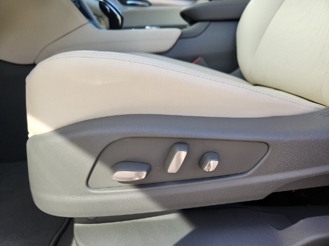 2026 Cadillac XT5 Premium Luxury - Photo 11