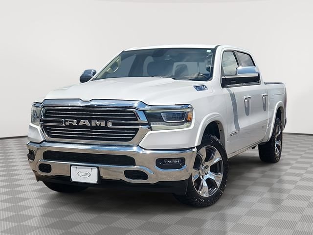 2020 RAM 1500 Laramie 4x4 Crew Cab 5'7's photo