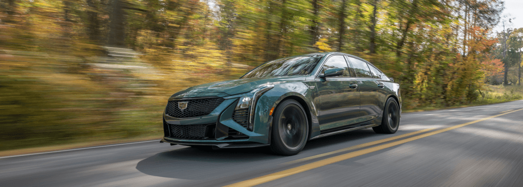 cadillac-ct5-v-blackwing-car-and-driver-editiors-choice-award