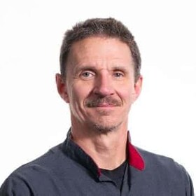 Staff member Walter Hinz from ID_35c984