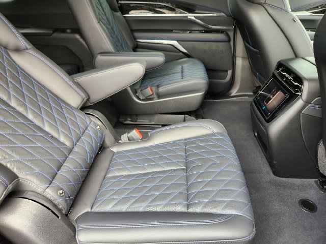 2026 Cadillac Escalade IQL Sport - Photo 24