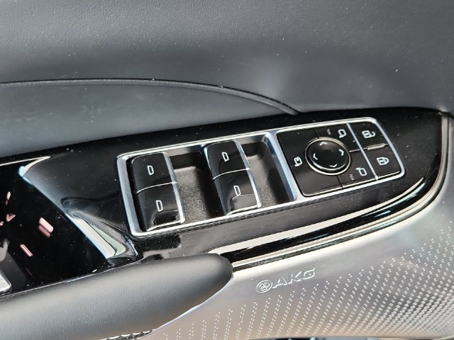 2026 Cadillac LYRIQ V Premium - Photo 12