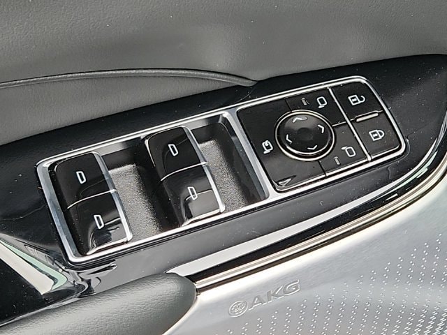 2026 Cadillac LYRIQ V - Photo 12