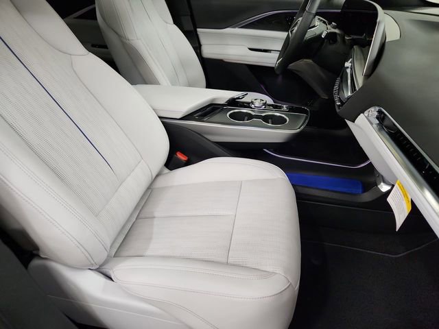 2025 Cadillac LYRIQ Sport 2 - Photo 28