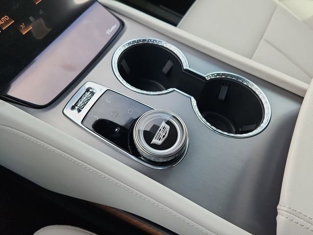 2026 Cadillac VISTIQ Sport - Photo 18