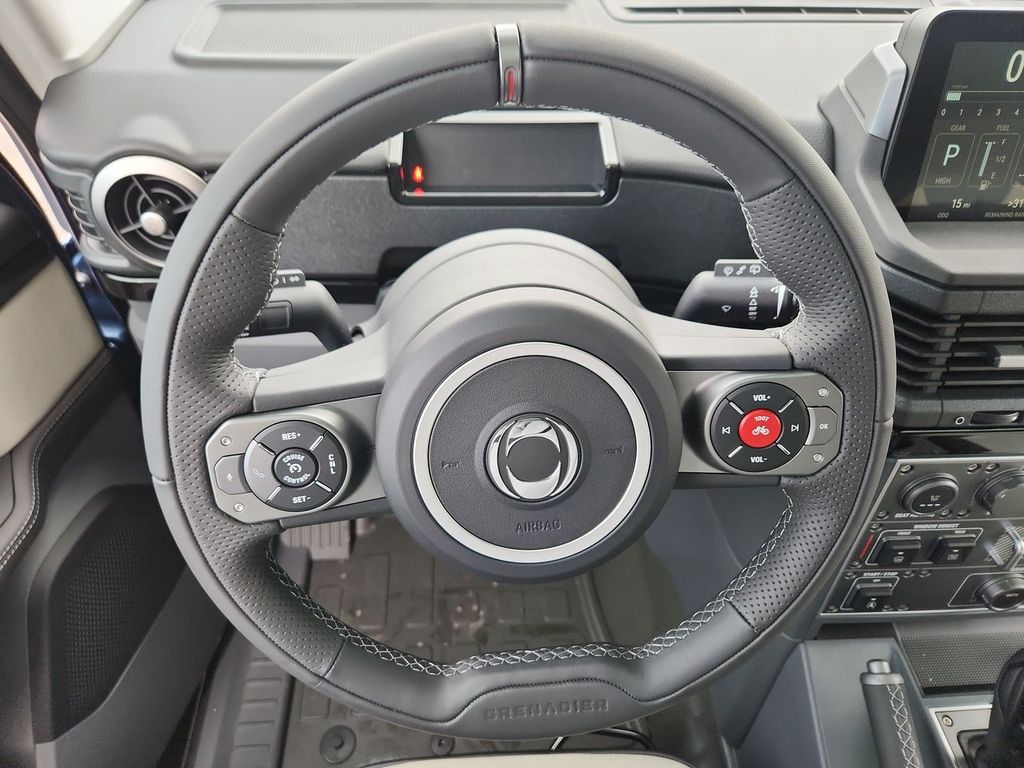 2025 INEOS Grenadier Fieldmaster Edition - Photo 13