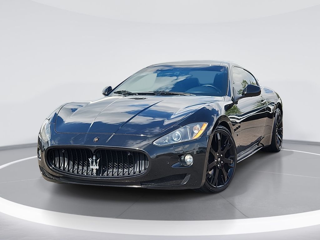 2010 Maserati GranTurismo S Automatic's photo