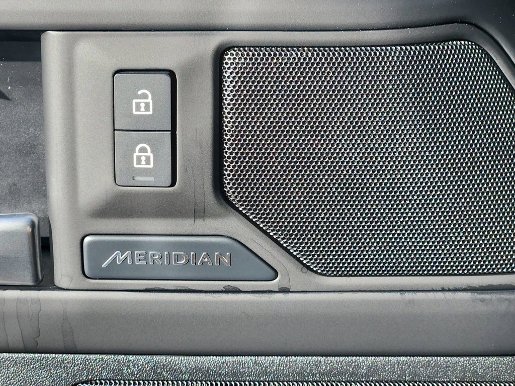 2026 Land Rover Defender S - Photo 34