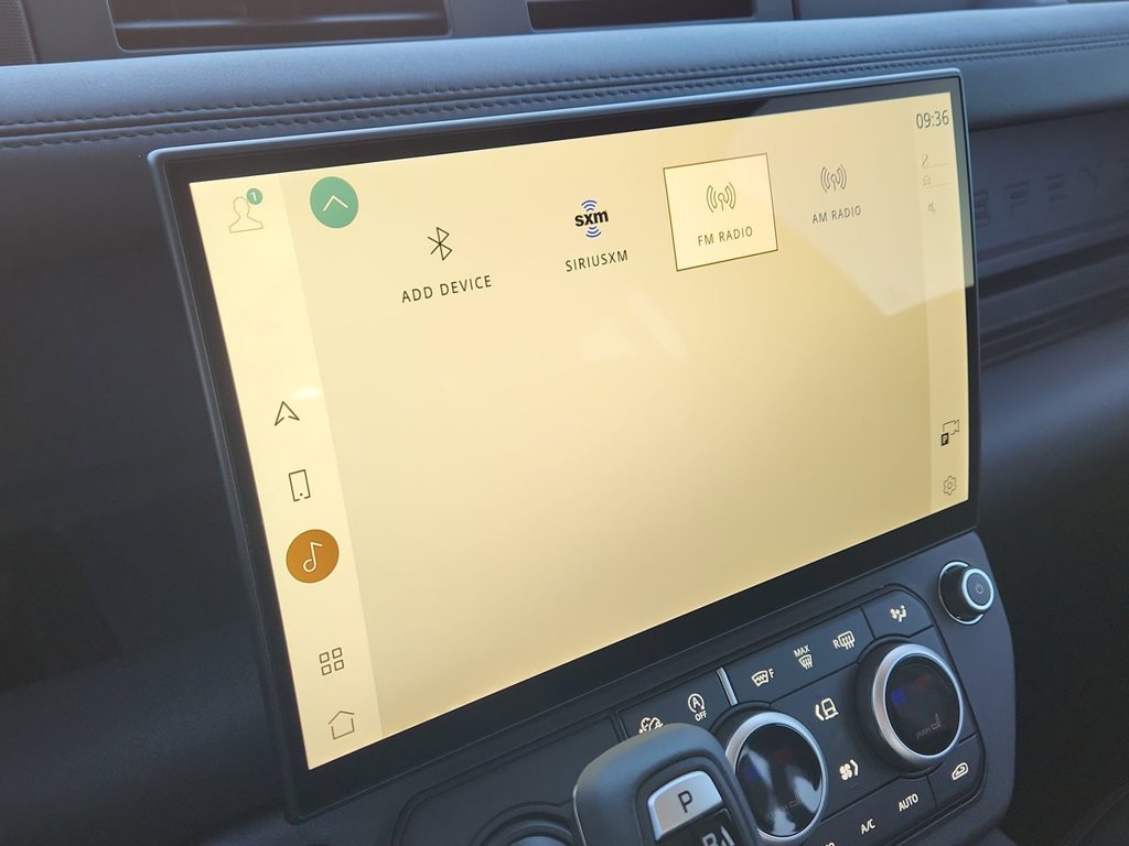2026 Land Rover Defender S - Photo 21