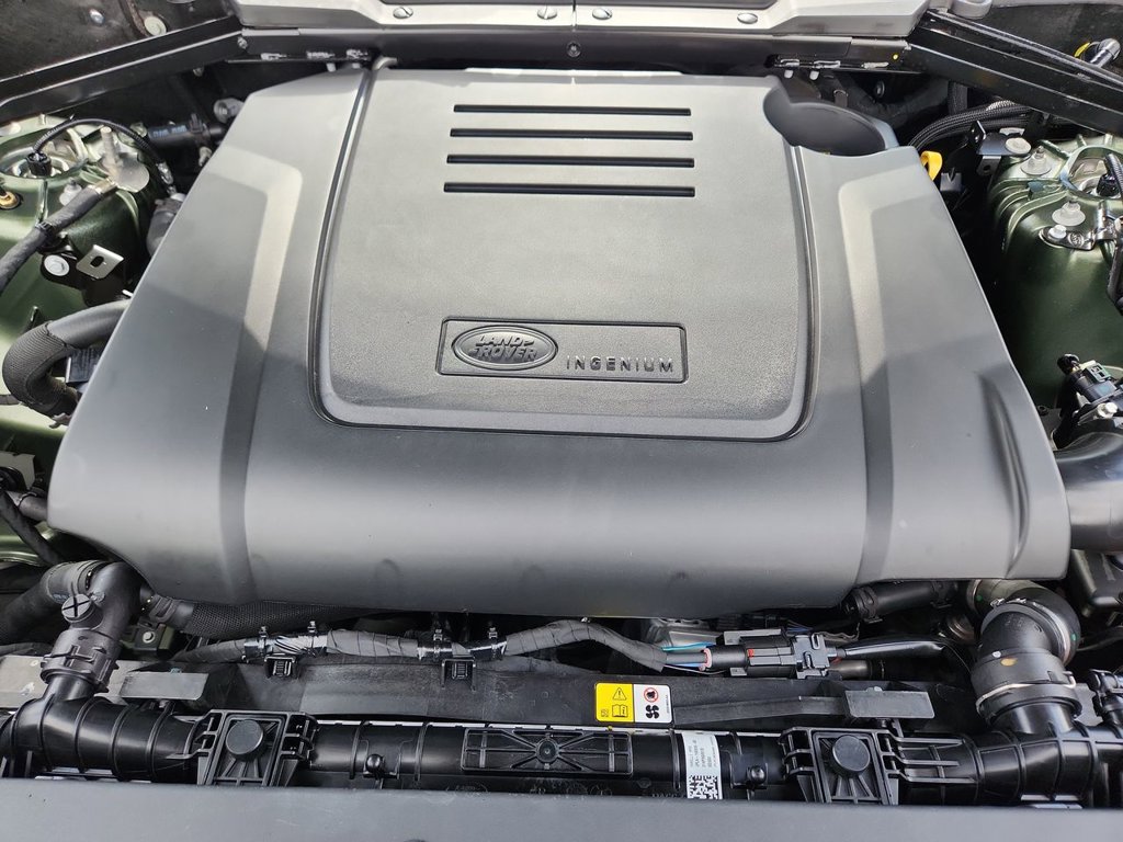2026 Land Rover Defender S - Photo 31