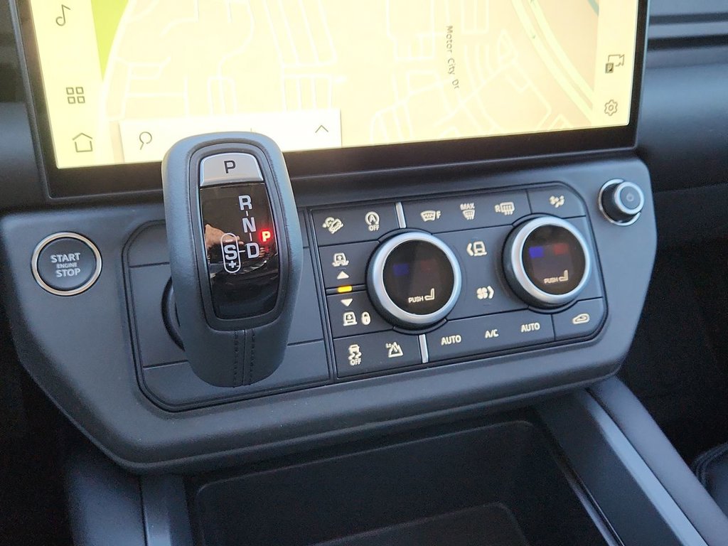 2026 Land Rover Defender S - Photo 23
