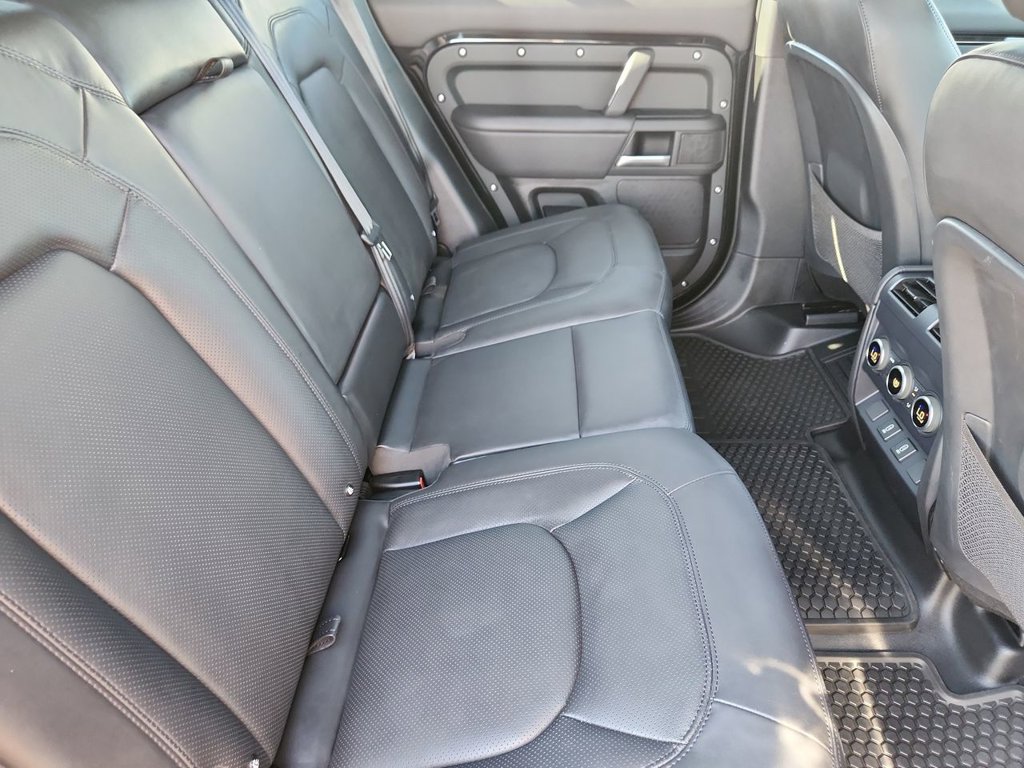 2026 Land Rover Defender X-Dynamic SE - Photo 28