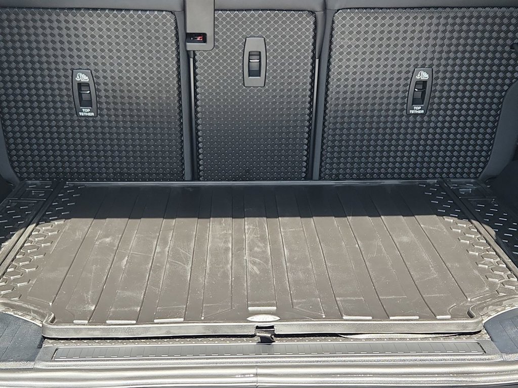 2026 Land Rover Defender S - Photo 30