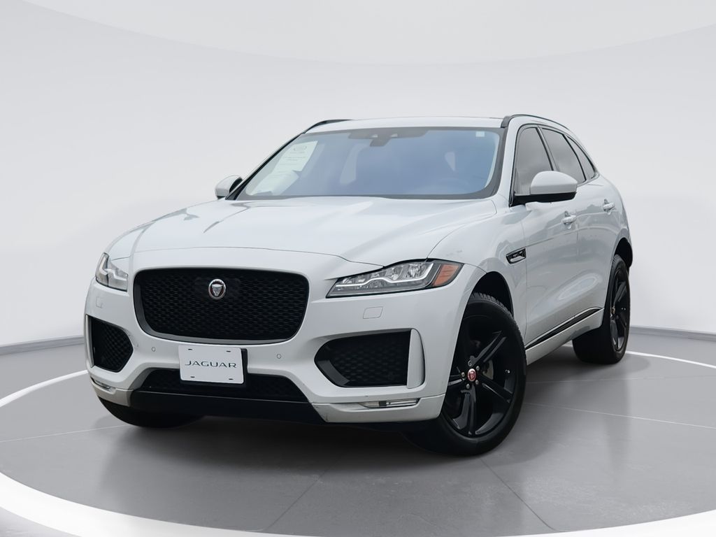 2020 Jaguar F-PACE 25t Checkered Flag AWD's photo