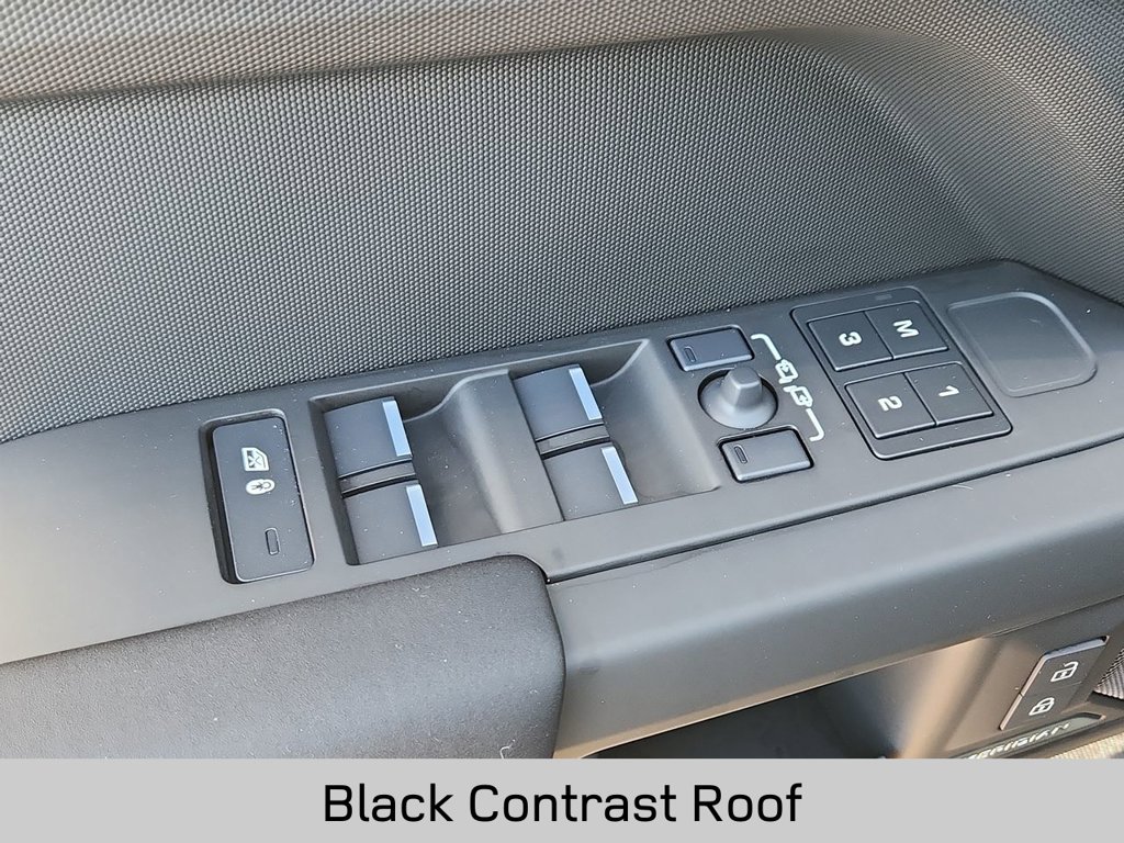 2026 Land Rover Defender S - Photo 18