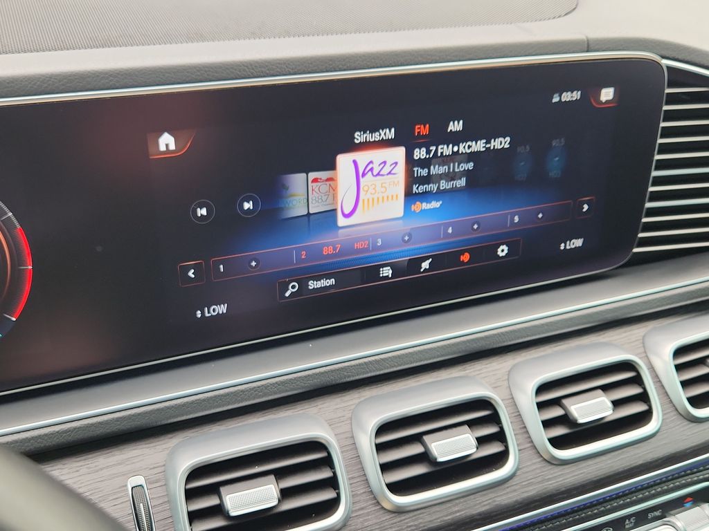 2022 Mercedes-Benz GLS GLS450 - Photo 19