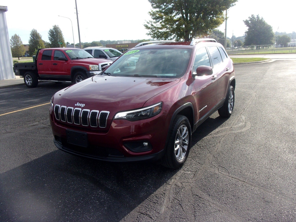 Used 2019 Jeep Cherokee Latitude Plus 4x4 SUV